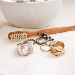 5 trucchi economici per pulire i gioielli in argento